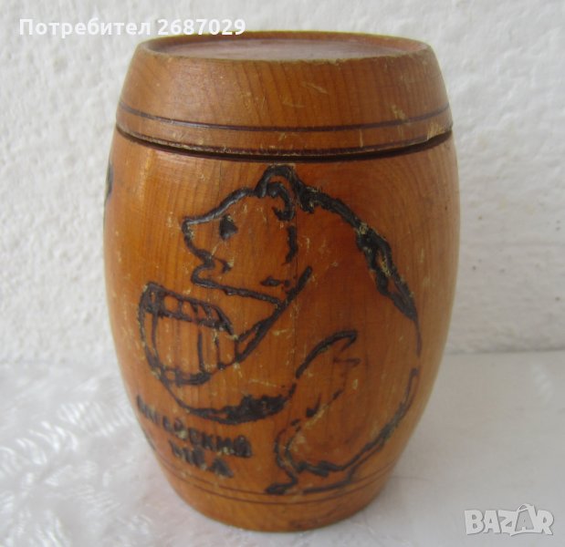 ---Дървена кутия с форма на буре, мечка , снимка 1