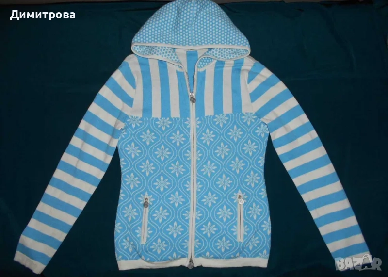 Кокетна жилетка с качулка, снимка 1