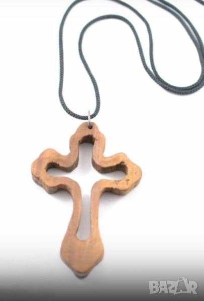Стар дървен кръст с вързанка за да ви пази и закриля., снимка 1