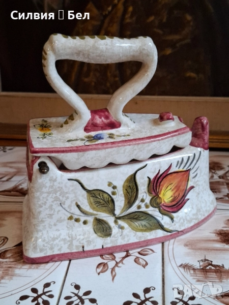 Декоративна ютия , снимка 1