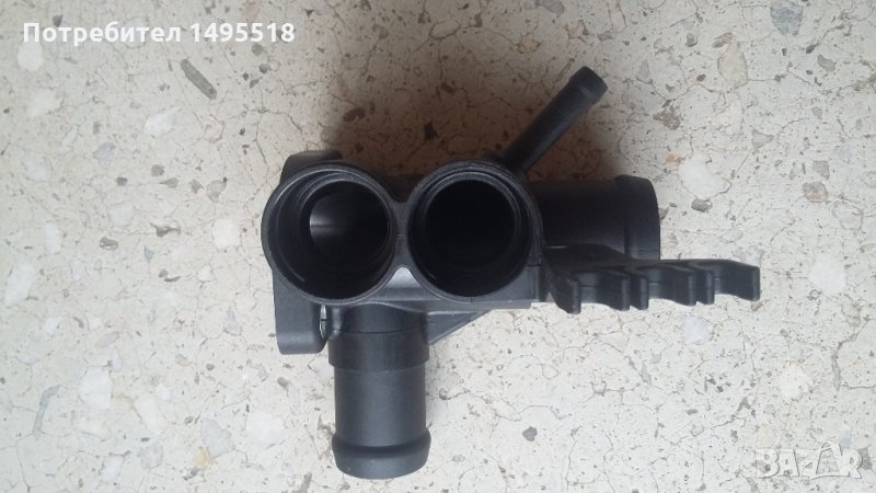 Фланец за охладителната течност VAG, снимка 1