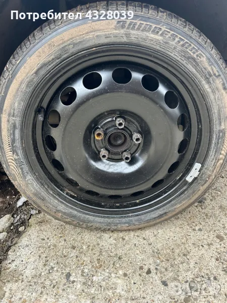 Резервна гума /Патерица\ 16ска , снимка 1