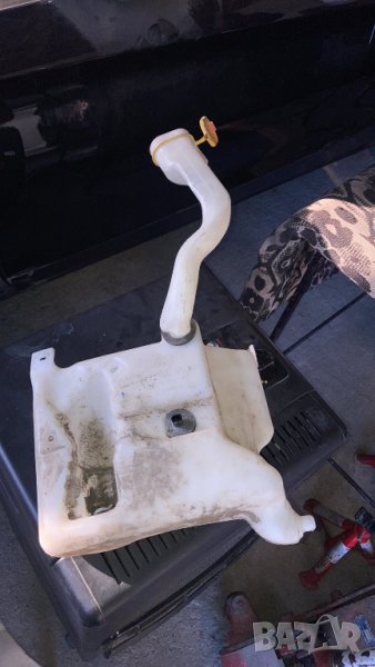 Казанче за чистачки за мерцедес ц класа w203 c class, снимка 1