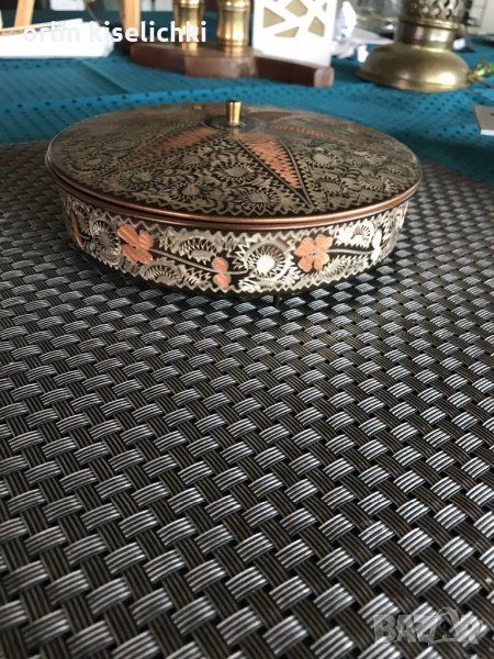 Кутия Ретро Г, снимка 1