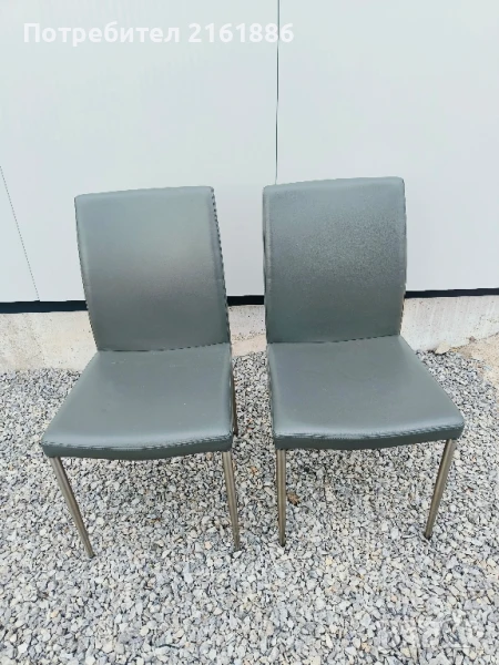 Два трапезни кожени стола, снимка 1