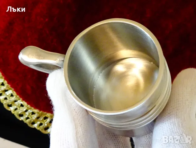 Чаша от калай с ефектна дръжка. , снимка 2 - Антикварни и старинни предмети - 48705255