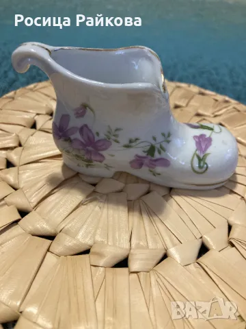 Декоративно порцеланово ботушче, снимка 4 - Антикварни и старинни предмети - 48482188