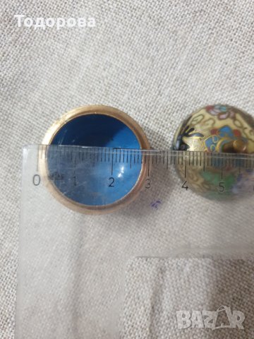 Старинна кръгла кутийка от бронз и цветен емайл, снимка 6 - Други ценни предмети - 34986305