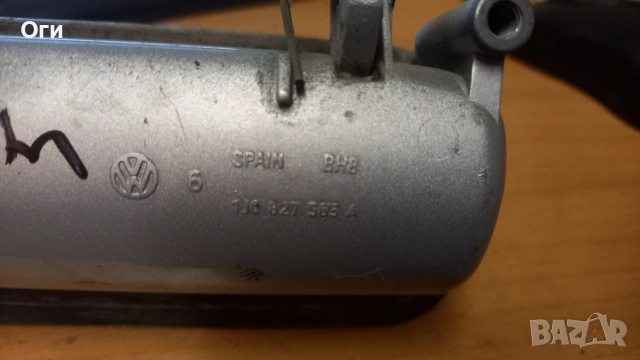 Дръжка заден капак за Голф 4 1J6 827 565 A, снимка 3 - Части - 53431506