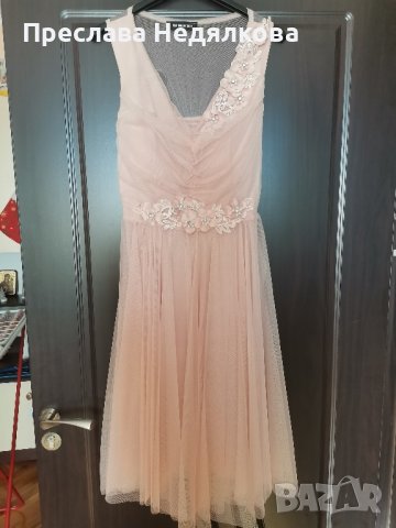 Официална дамска рокля, размер М, цвят праскова, снимка 1