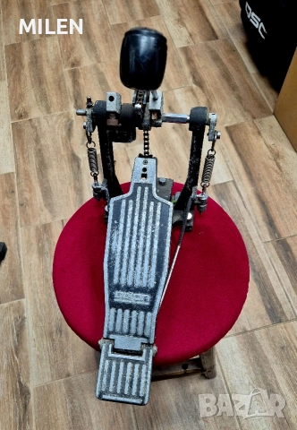 Педал за барабани DIXON