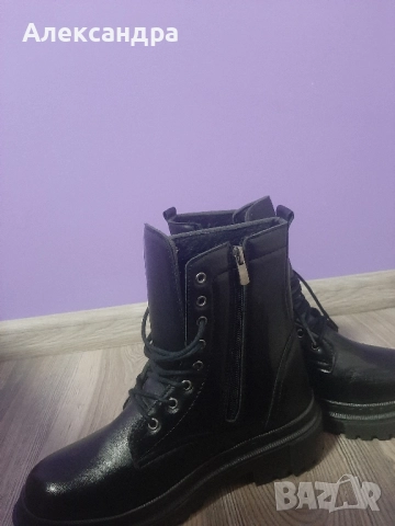 НОВИ Дамски боти, снимка 2 - Дамски боти - 52342573