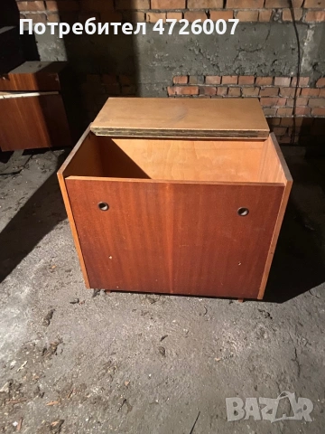 Стари мебели Безплатно!, снимка 5 - Дивани и мека мебел - 53311254