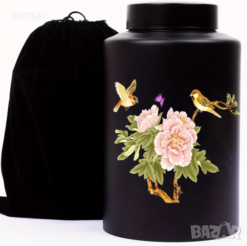 Мемориална урна за кремация. Черна урна с колибри, черна кадифена торба