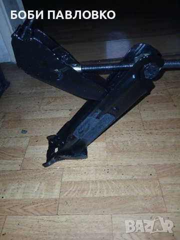 Оргинален крик волво оем, снимка 16 - Аксесоари и консумативи - 51975985