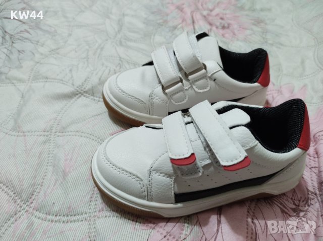 Маратонки, снимка 3 - Детски маратонки - 32897809