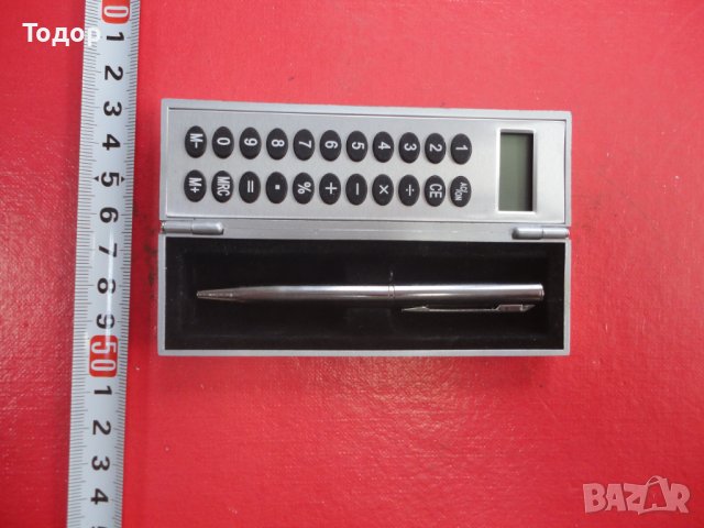 Страхотен комплект калкулатор с химикал , снимка 2 - Ученически пособия, канцеларски материали - 43969664