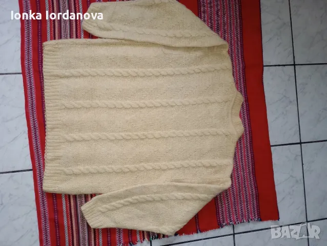 Ръчно изплетен зимен пуловер, снимка 4 - Пуловери - 48665827