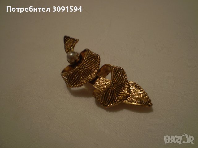 Ретро Брошка  панделка с перла  жълт метал , снимка 4 - Антикварни и старинни предмети - 39424112