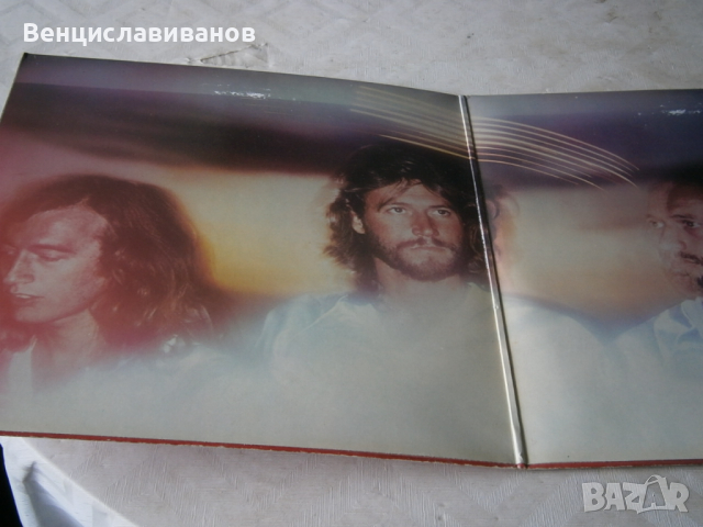 BEE GEES - ''spirits having flown '' LP 1979 Made in France, снимка 2 - Грамофонни плочи - 36481723