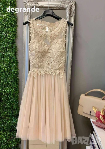 Официална рокля с тюл и дантела