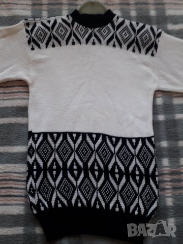 Блузон бяло и черно S - М, снимка 3 - Блузи с дълъг ръкав и пуловери - 27606889