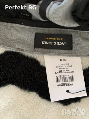 КЪС ПАНТАЛОН JACK & JONES, снимка 3 - Къси панталони - 32938084