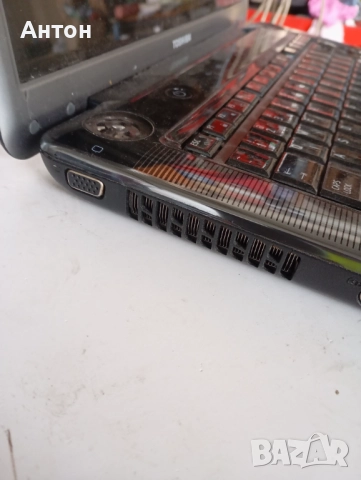 Лаптоп Тошиба  , снимка 10 - Лаптопи за дома - 52271896