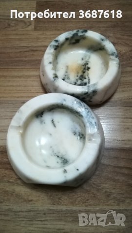 Мраморни пепелници 2 бр.