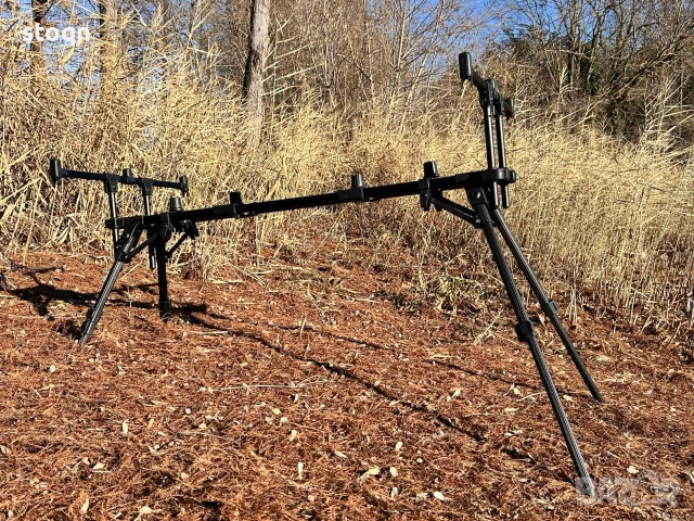 Шаранджйиска стойка за 3 броя въдици 