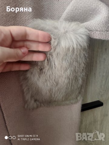 Нова бутикова жилетка камел с косъм от заек, снимка 4 - Жилетки - 43242542