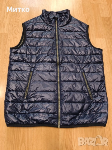 Нов мъжки пухен елек Iguana, снимка 2 - Якета - 53455989