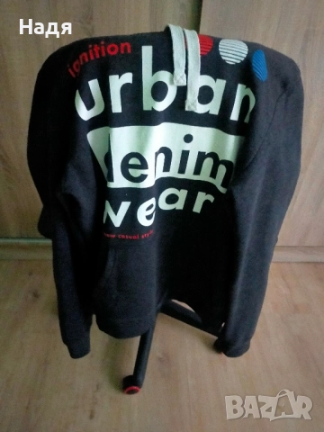 Марков суичър с качулка 