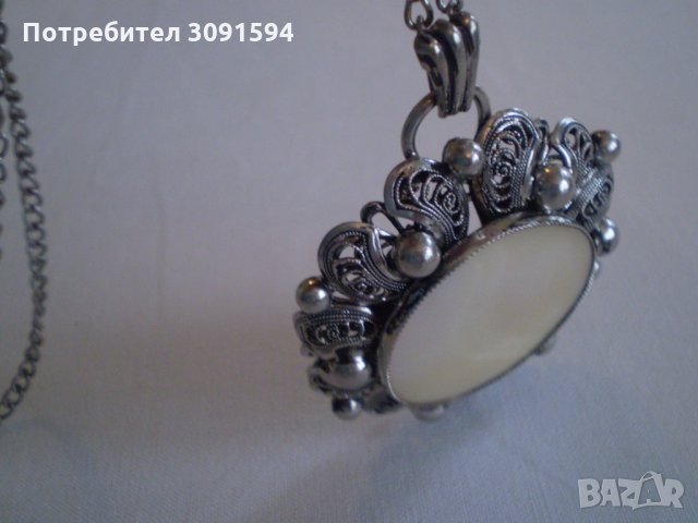 Ретро медальон седеф с бял обков филигран, снимка 9 - Антикварни и старинни предмети - 35182563