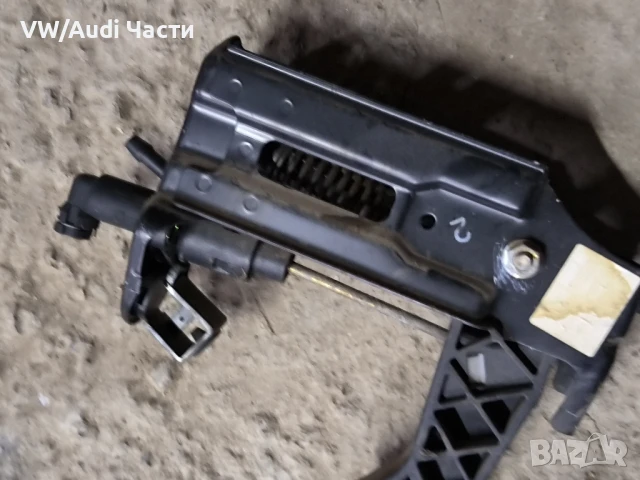 Горна помпа съединител за Голф 4 Ауди А3 Сеат Шкода Бора VW Golf 4 Audi A3 Seat Skoda 1J1721388C, снимка 2 - Части - 51249140