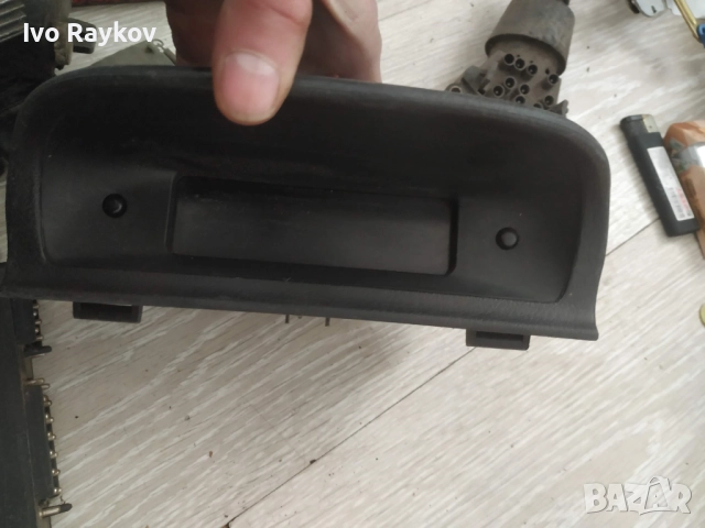 дисплей Часовник за Peugeot 307 , 9640963777 , снимка 2 - Части - 52849992