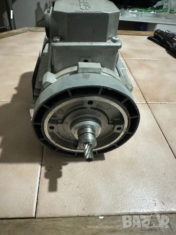 Мотор-редуктор , снимка 3 - Други инструменти - 43587336