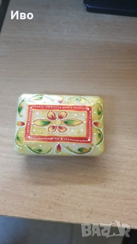 Сапфир жълт уникат сертификат 