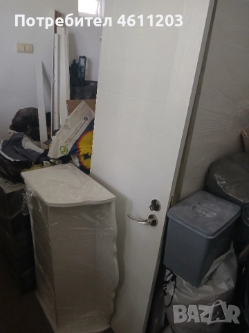 Продавам врати с каси