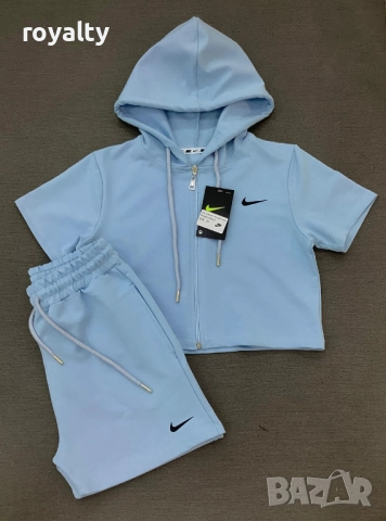 Nike дамски спортен екип 