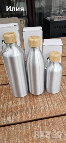 Комплект от три броя алуминиеви бутилки с изчистен дизайн и бамбукова капачка, снимка 2 - Други - 53352688