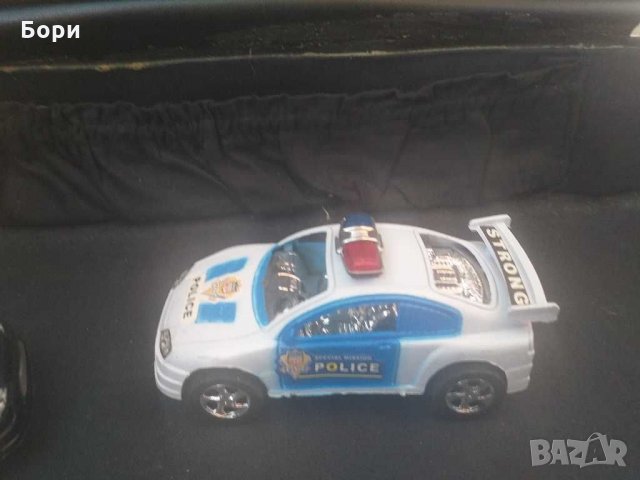 Инерционни колички, снимка 3 - Коли, камиони, мотори, писти - 28543007