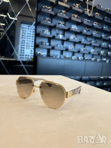 очила с черен обикновен калъф и ув защита fendi , снимка 3 - Слънчеви и диоптрични очила - 51311907