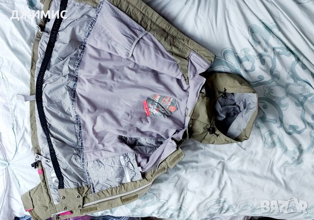 Дамско ски яке Protest, отлично състояние, номер С, снимка 4 - Зимни спортове - 35369919