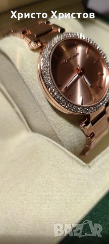 Дамски луксозен часовник Michael Kors , снимка 4 - Дамски - 37047628