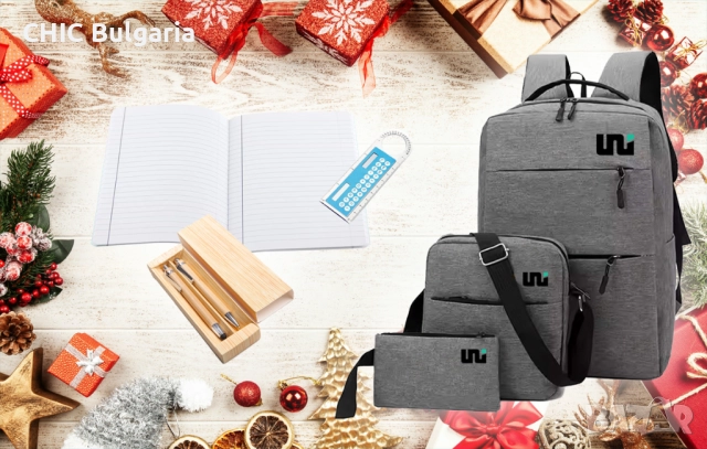 Раница, химикал, молив, тетрадка и още + Подарък коледни лакомства