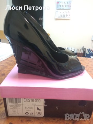 Нови черни обувки лак 38 номер, снимка 4 - Дамски обувки на ток - 40437633