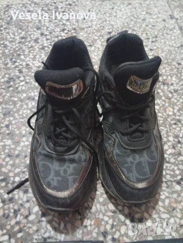 Дамски маратонки 