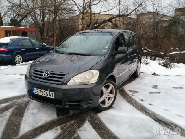 Toyota Avensis verso D4D Тойота Авенсис Версо Д4Д Дата на производство - май 2004г. Тип двигател - Д, снимка 3 - Автомобили и джипове - 35380915