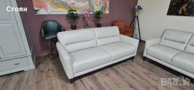 Светло сив кожен комплект тройка, двойка и фотьойл, снимка 10 - Дивани и мека мебел - 43896312